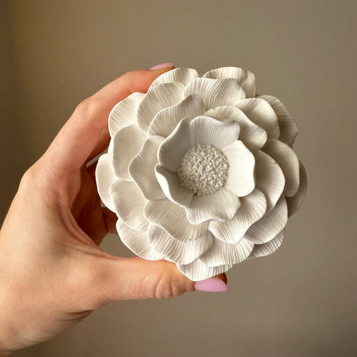 Camelia Flower Soy Wax Candle in Jesmonite Jar: Handmade Scented Candle