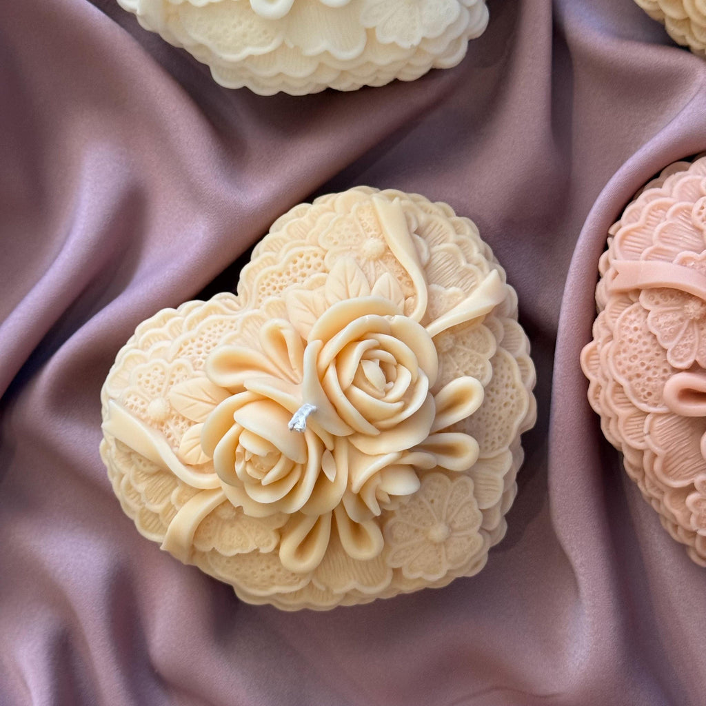 Flower Heart Soy Candle: Handmade Home Decor Gift